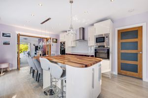 Kitchen- click for photo gallery